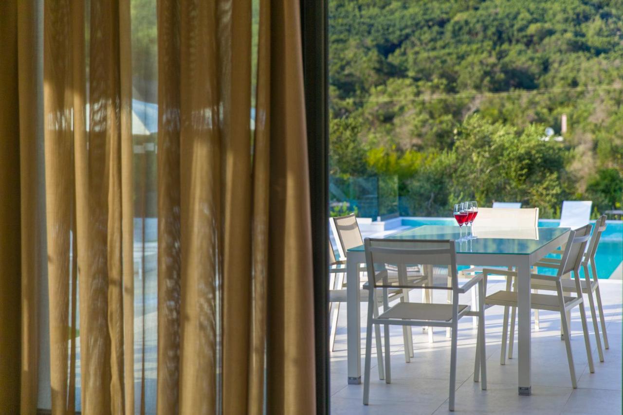 Almyra Villas Halikounas Extérieur photo